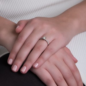 טבעת אירוסין Olivia