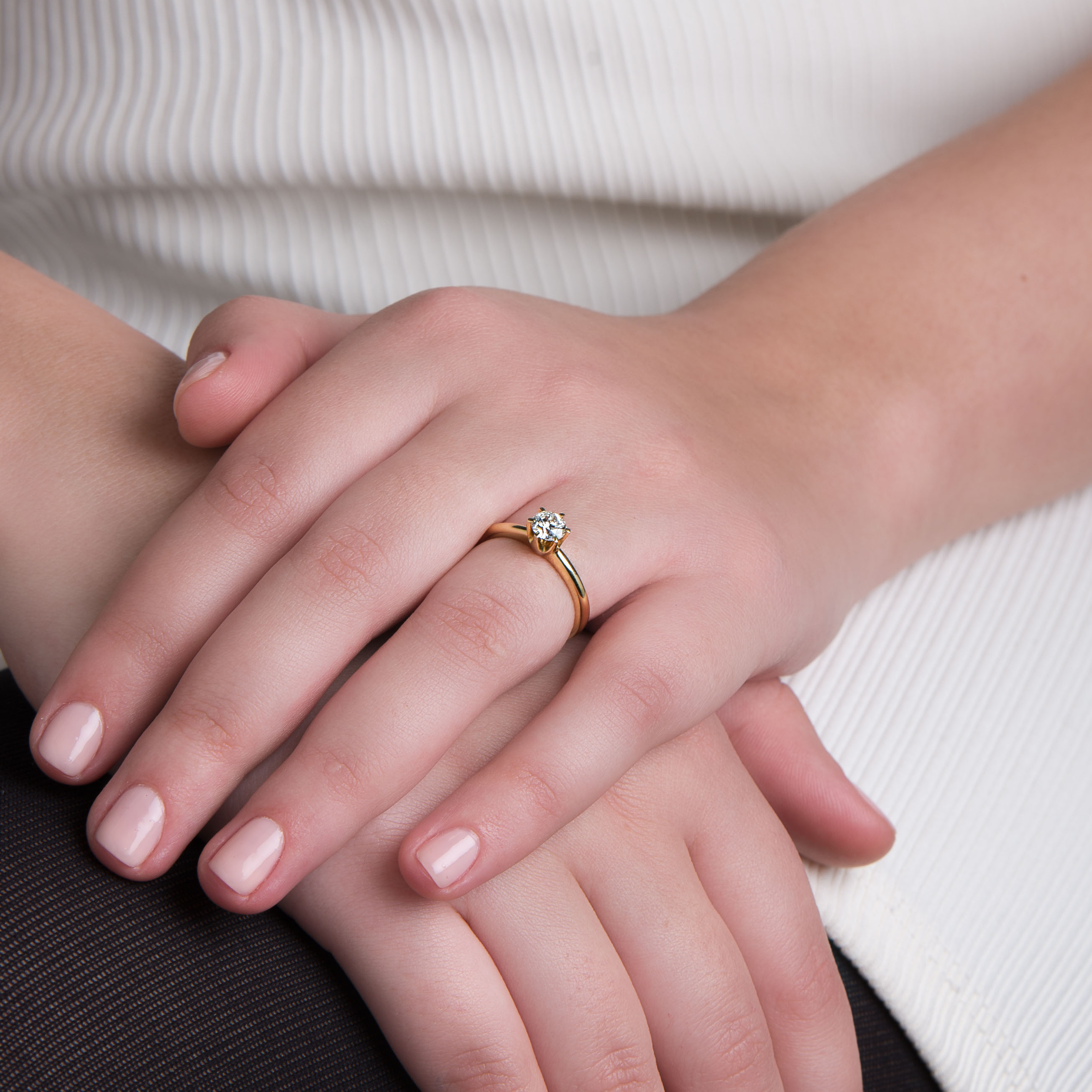 טבעת אירוסין Diana