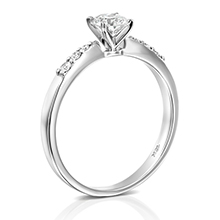 טבעת אירוסין Emma